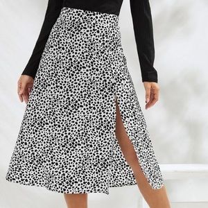 SHEIN Black and White Spotted MIDI Skirt